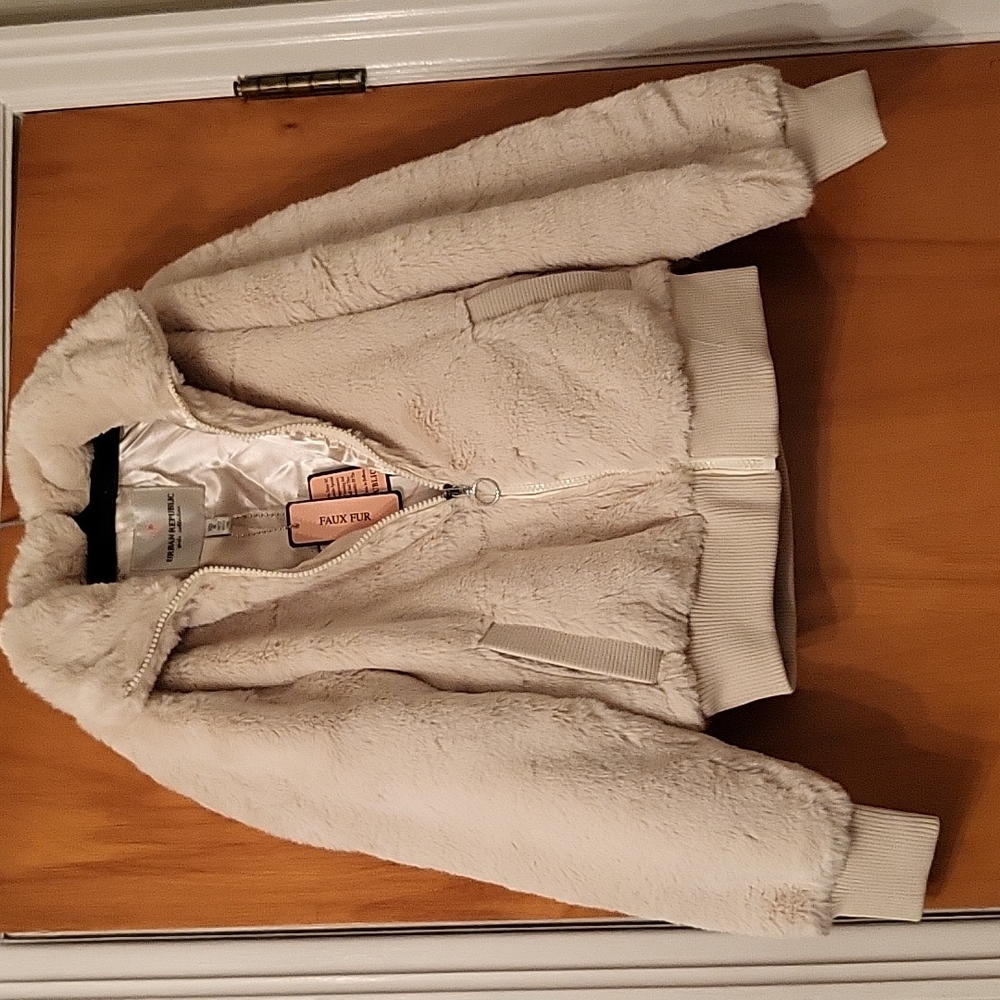 Girls Ivory Faux Fur Jacket With Pockets - Picture 1 of 4